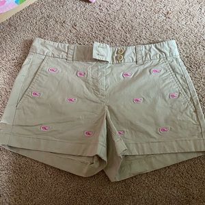 Vineyard Vines shorts with pink whales